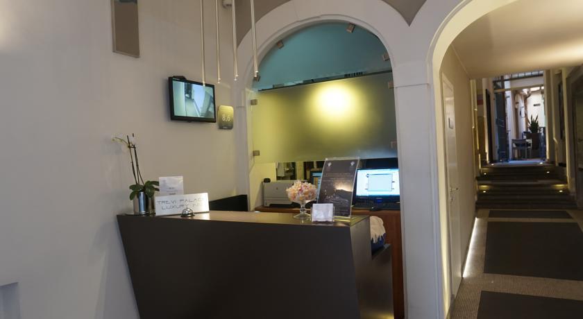 Trevi Palace Luxury Inn Rom Exterior foto