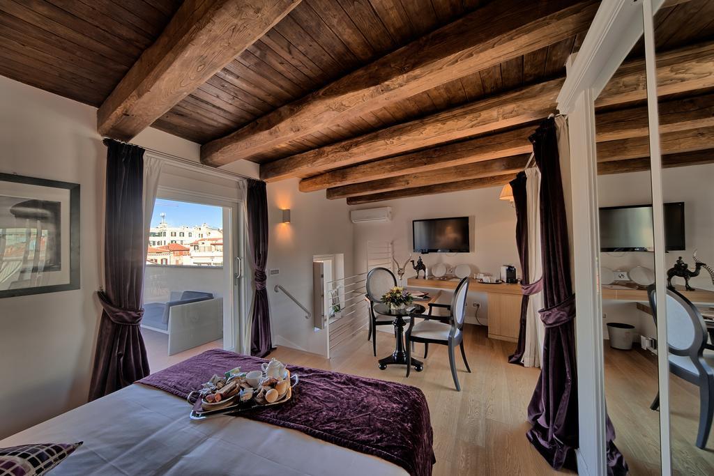 Trevi Palace Luxury Inn Rom Exterior foto